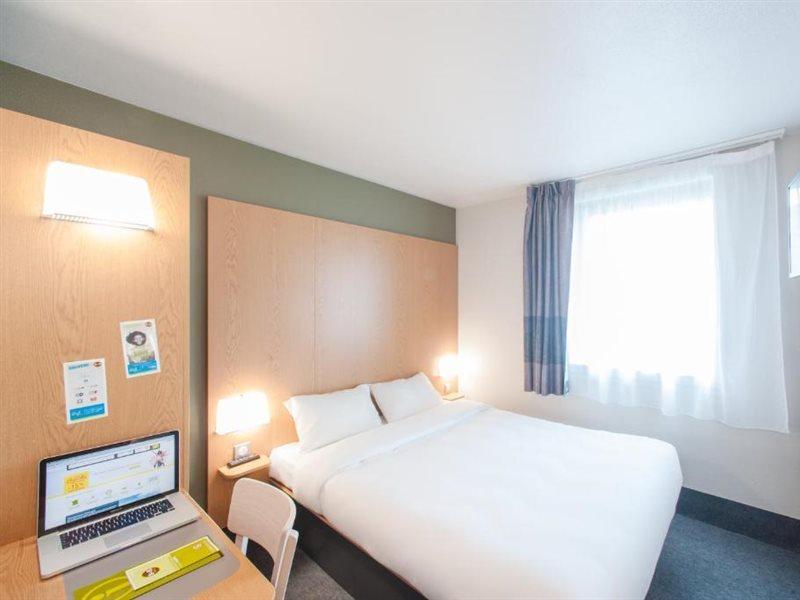 B&B Hotel La Rochelle Beaulieu Puilboreau Buitenkant foto