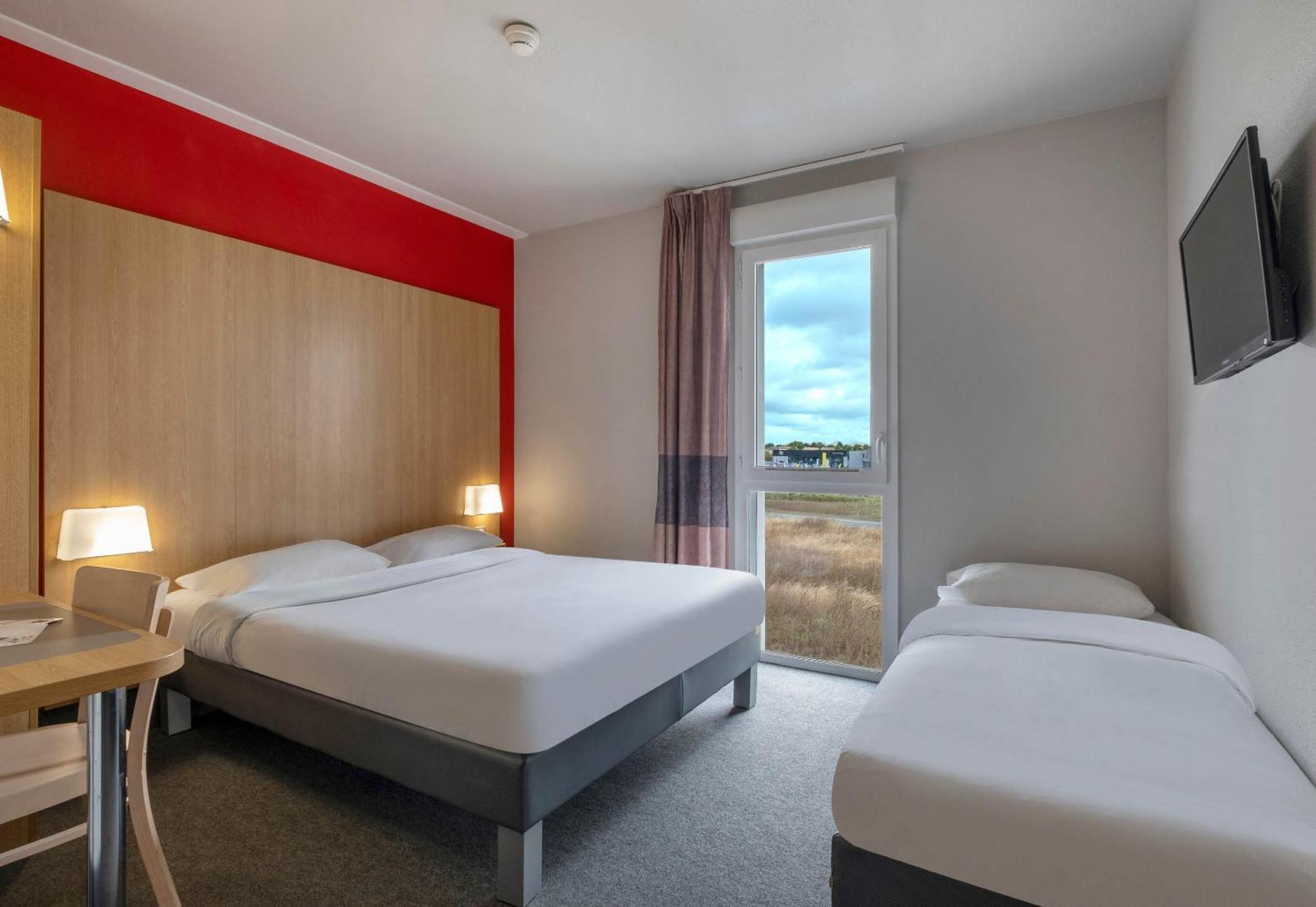 B&B Hotel La Rochelle Beaulieu Puilboreau Buitenkant foto