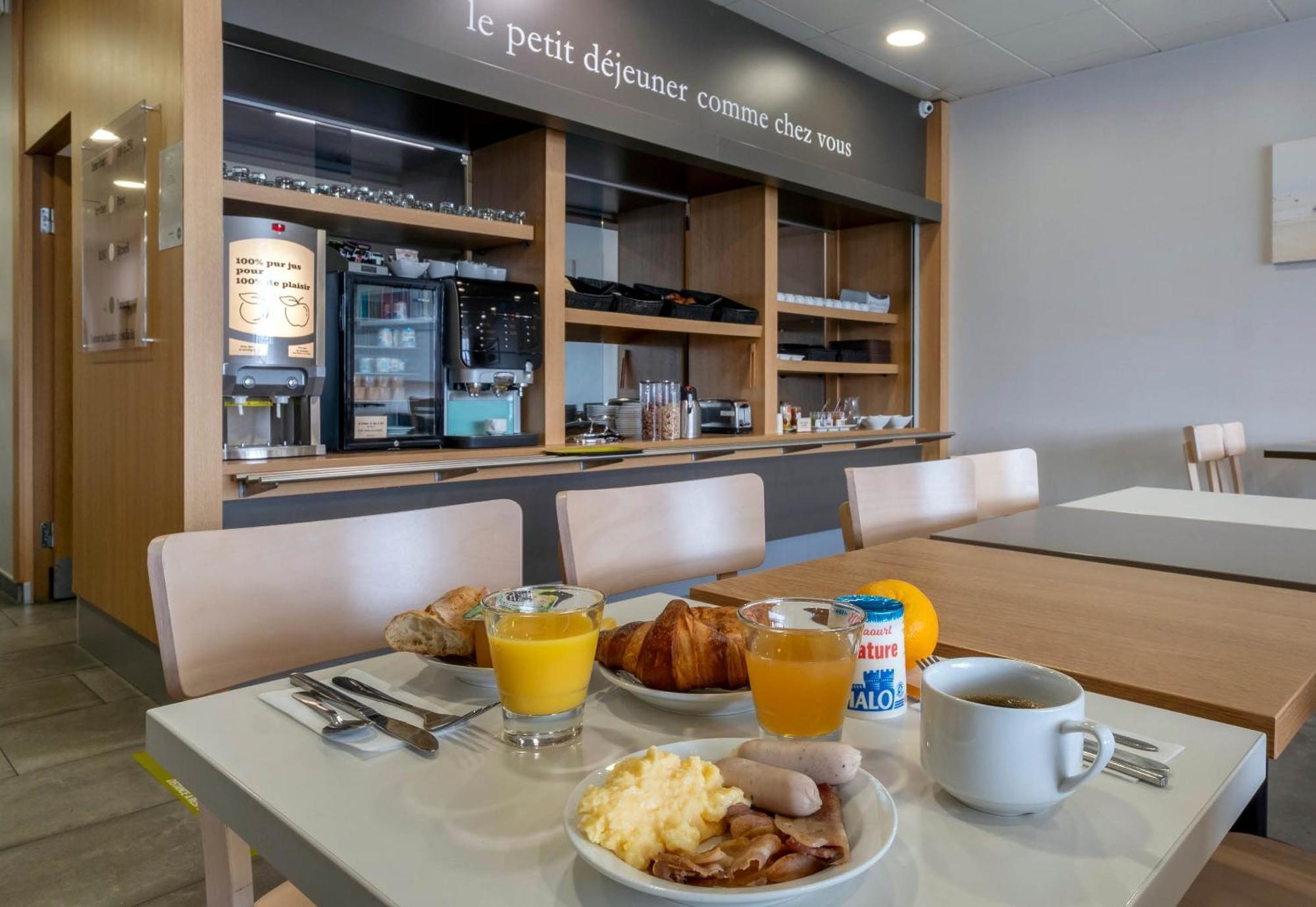 B&B Hotel La Rochelle Beaulieu Puilboreau Buitenkant foto