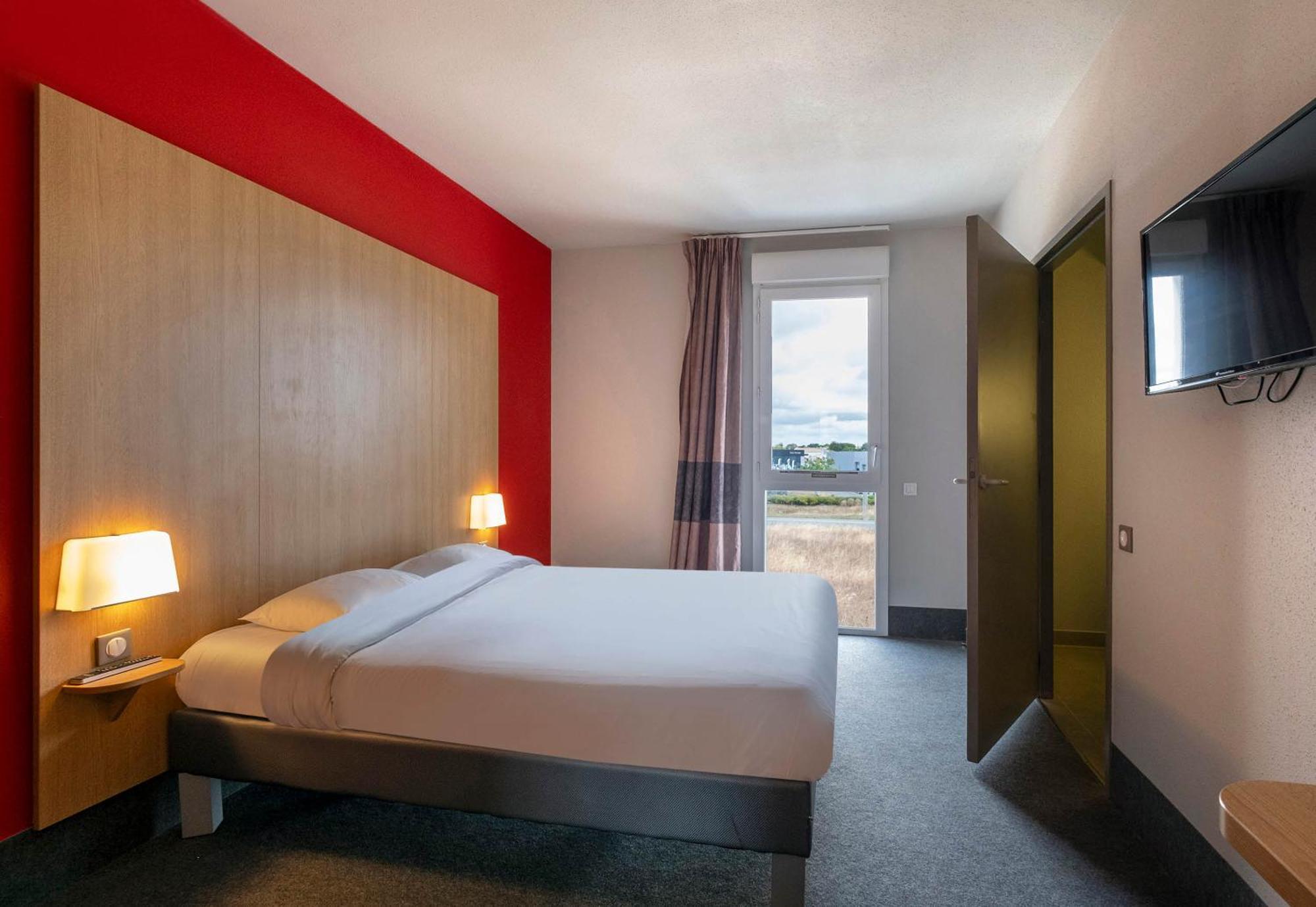 B&B Hotel La Rochelle Beaulieu Puilboreau Buitenkant foto