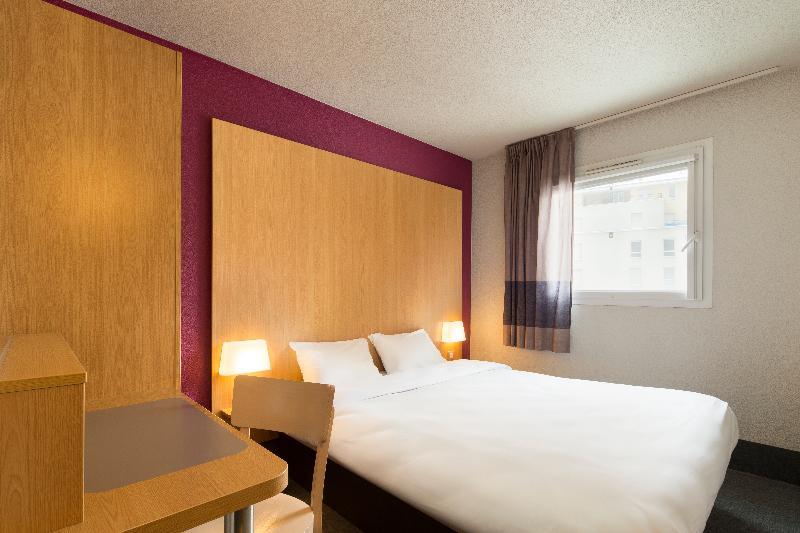 B&B Hotel La Rochelle Beaulieu Puilboreau Buitenkant foto