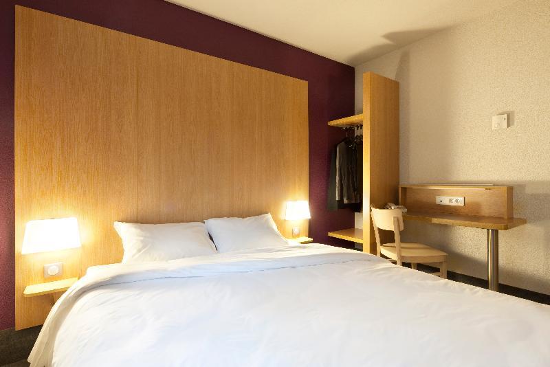 B&B Hotel La Rochelle Beaulieu Puilboreau Buitenkant foto